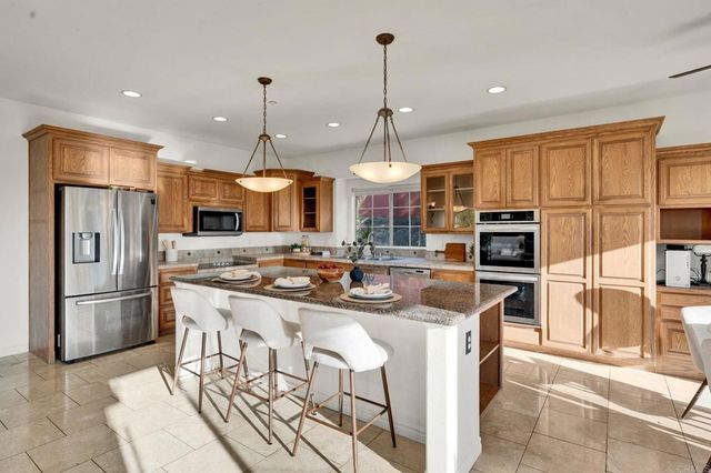 1021 Marine View Drive, Vista, CA 92081