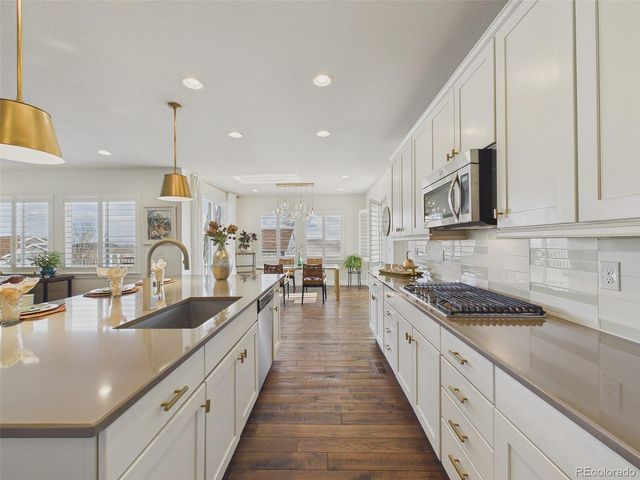 18320 W 84th Place, Arvada, CO 80007