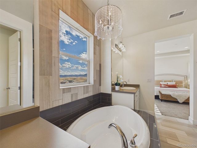 18320 W 84th Place, Arvada, CO 80007