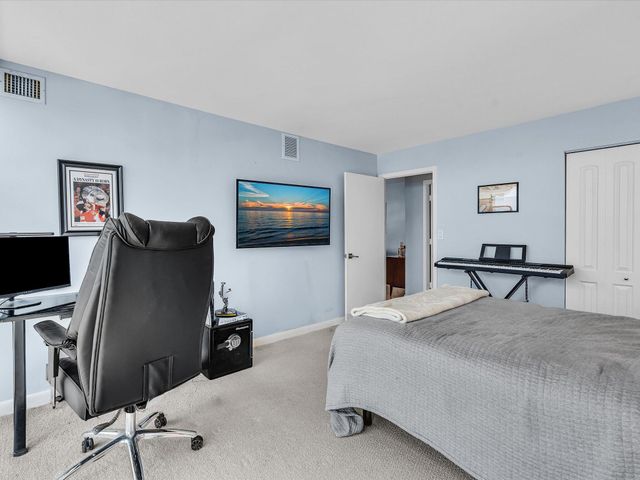 2841 N Ocean Boulevard 1102, Fort Lauderdale, FL 33308