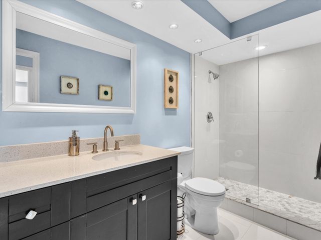 2841 N Ocean Boulevard 1102, Fort Lauderdale, FL 33308