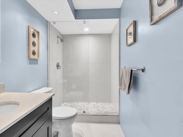 2841 N Ocean Boulevard 1102, Fort Lauderdale, FL 33308