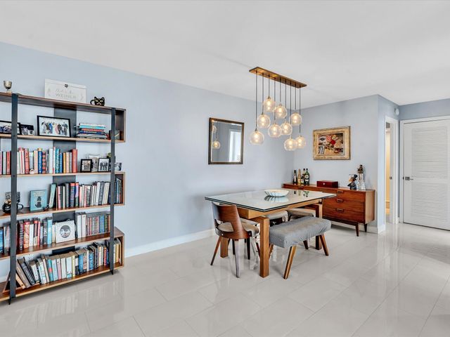2841 N Ocean Boulevard 1102, Fort Lauderdale, FL 33308