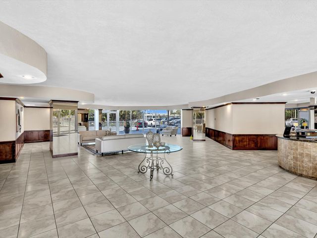 2841 N Ocean Boulevard 1102, Fort Lauderdale, FL 33308