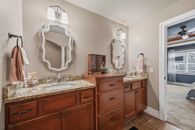 852 Augusta Drive, Oregon, WI 53575