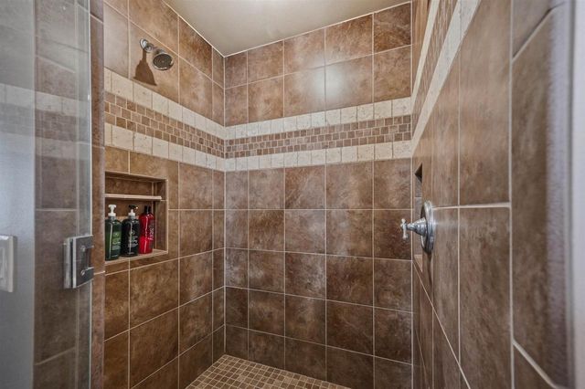 852 Augusta Drive, Oregon, WI 53575