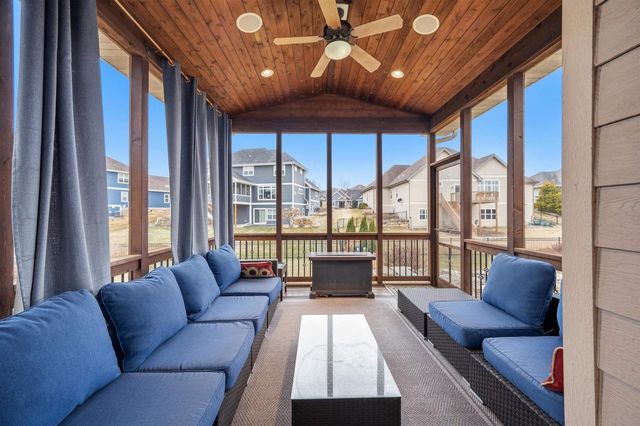 852 Augusta Drive, Oregon, WI 53575