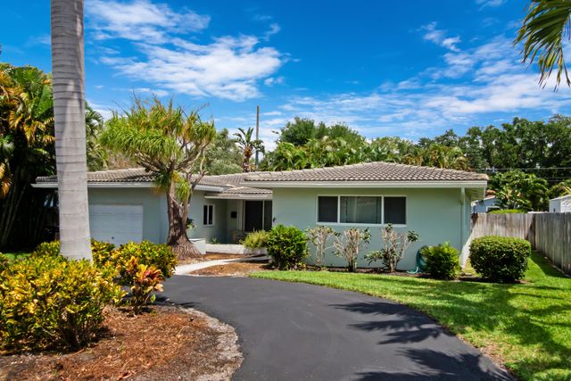 1911 NE 27th Street, Lighthouse Point, FL 33064