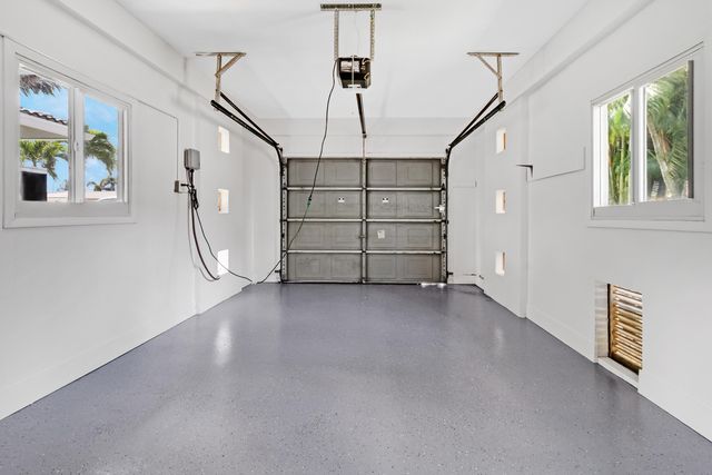 1911 NE 27th Street, Lighthouse Point, FL 33064