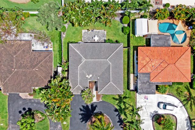 1911 NE 27th Street, Lighthouse Point, FL 33064