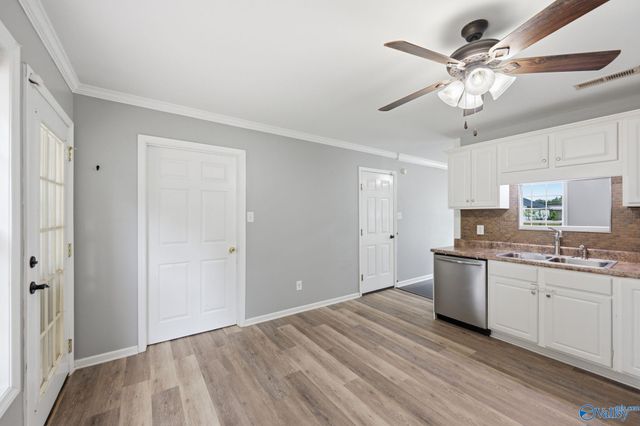1549 Vest Street, Hartselle, AL 35640
