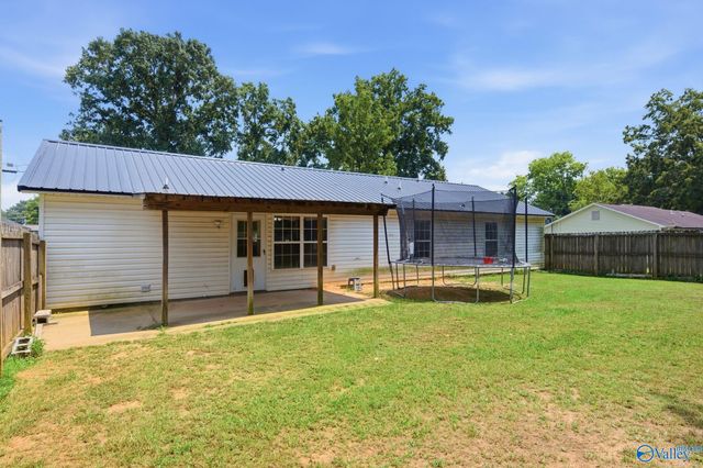 1549 Vest Street, Hartselle, AL 35640