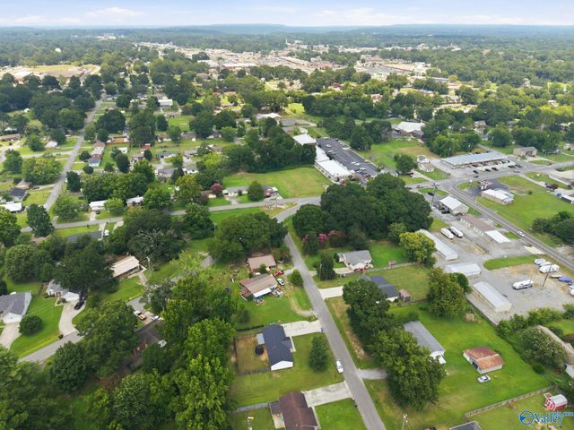 1549 Vest Street, Hartselle, AL 35640
