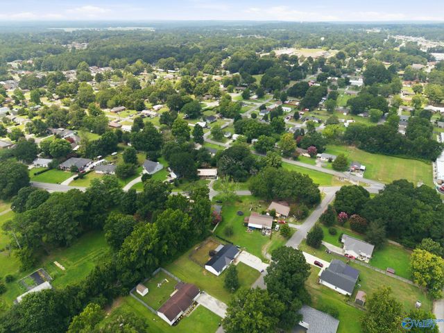 1549 Vest Street, Hartselle, AL 35640