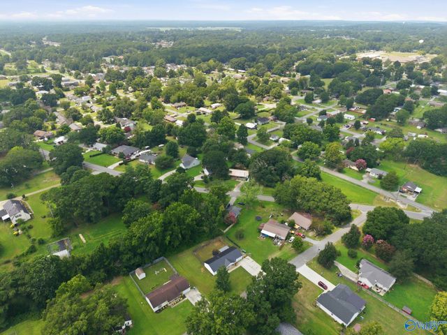 1549 Vest Street, Hartselle, AL 35640