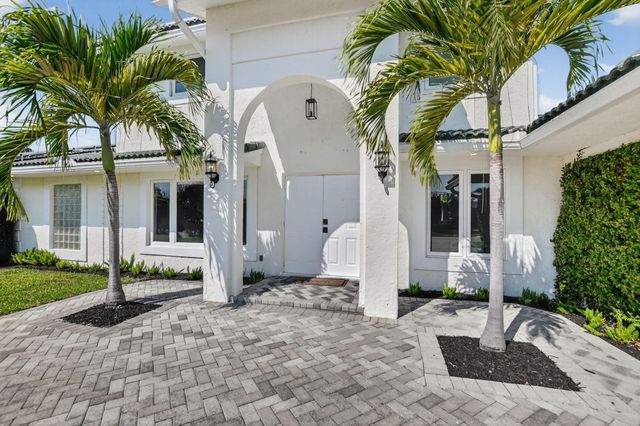 1455 Isabel Este Road E, Boca Raton, FL 33486