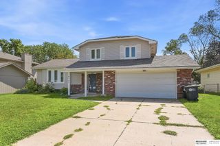 6107 S 95th Street, Omaha, NE 68127