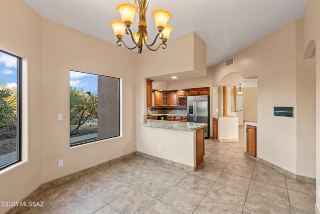 12801 N Kingair Drive, Tucson, AZ 85755