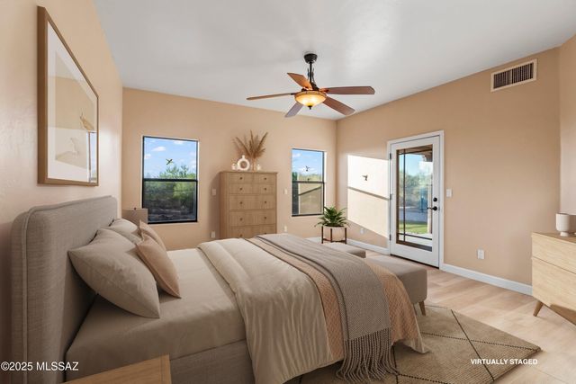 12801 N Kingair Drive, Tucson, AZ 85755