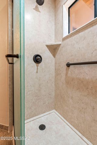 12801 N Kingair Drive, Tucson, AZ 85755