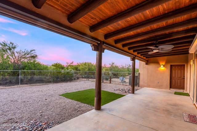 12801 N Kingair Drive, Tucson, AZ 85755