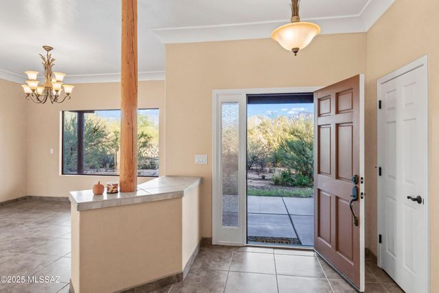 12801 N Kingair Drive, Tucson, AZ 85755