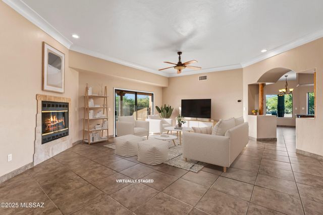 12801 N Kingair Drive, Tucson, AZ 85755