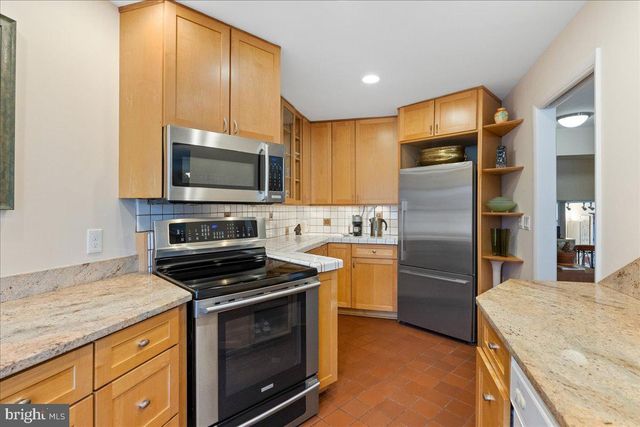 22 GORDON WAY, Princeton, NJ 08540