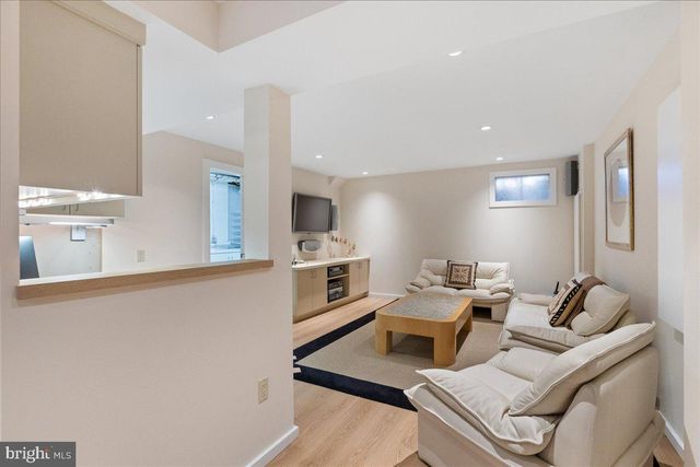 22 GORDON WAY, Princeton, NJ 08540