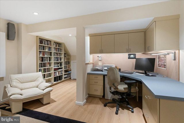 22 GORDON WAY, Princeton, NJ 08540