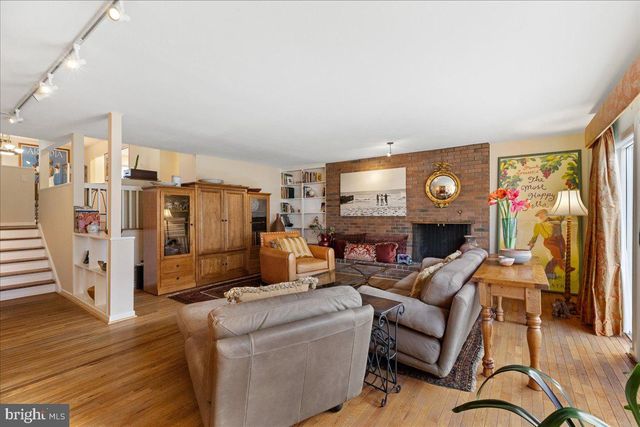 22 GORDON WAY, Princeton, NJ 08540