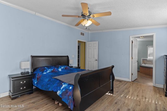 9209 Cypress Court NE, Leland, NC 28451