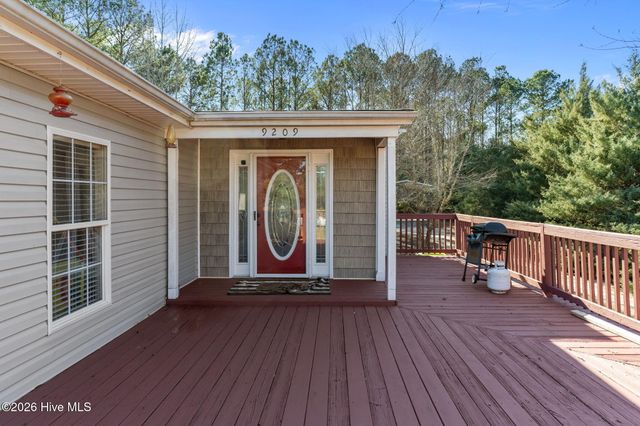 9209 Cypress Court NE, Leland, NC 28451