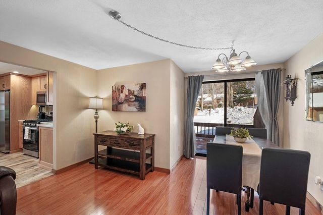 27 Littlefield Ct 27, Haverhill, MA 01832