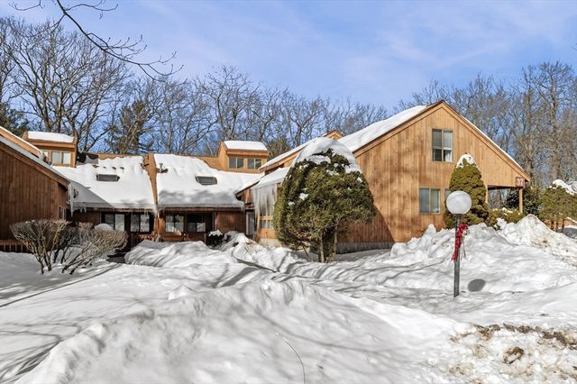 27 Littlefield Ct 27, Haverhill, MA 01832