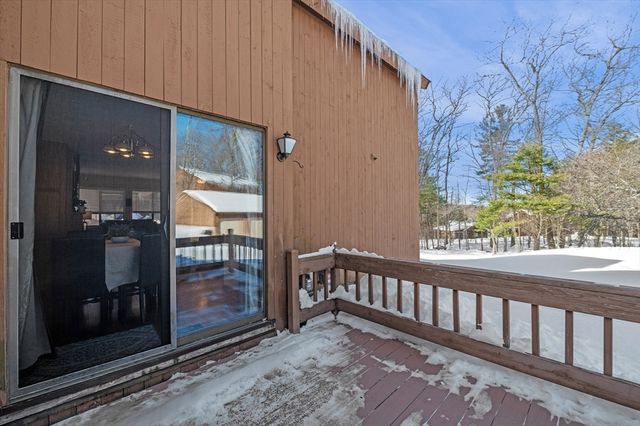 27 Littlefield Ct 27, Haverhill, MA 01832