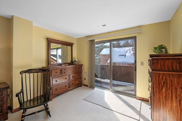 27 Littlefield Ct 27, Haverhill, MA 01832