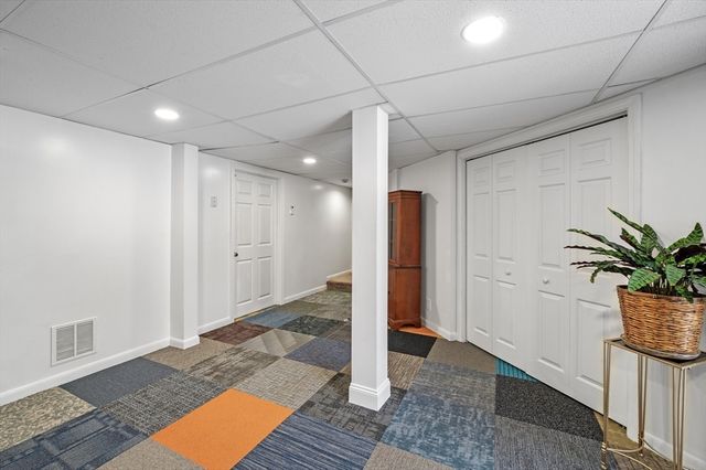 27 Littlefield Ct 27, Haverhill, MA 01832