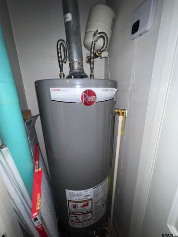 707 HAMPTON HILL DR, Tyler, TX 75703