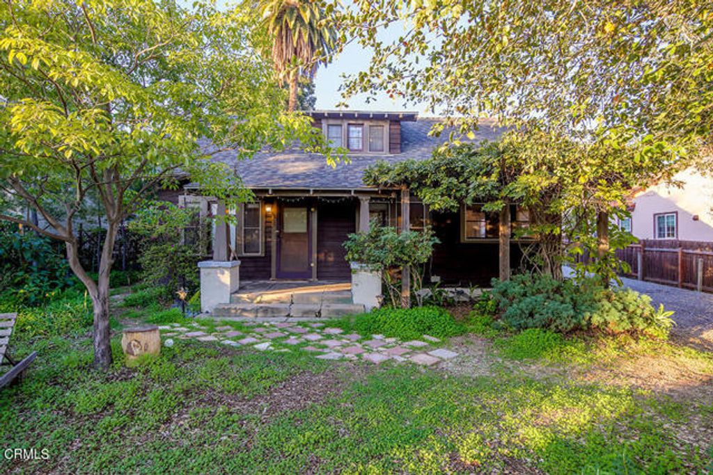 305 E Laurel Avenue, Sierra Madre, CA 91024