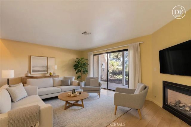 158 Flag Way, Paso Robles, CA 93446