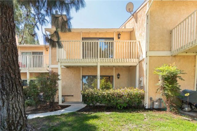 158 Flag Way, Paso Robles, CA 93446