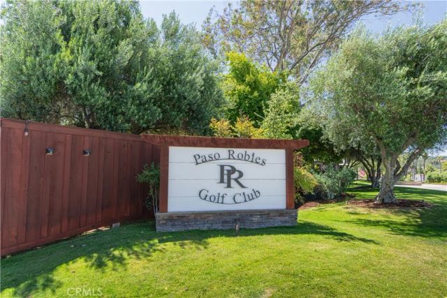 158 Flag Way, Paso Robles, CA 93446