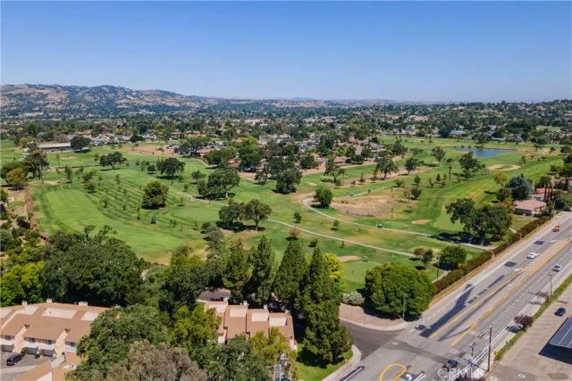 158 Flag Way, Paso Robles, CA 93446