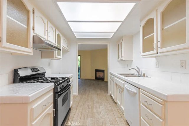 158 Flag Way, Paso Robles, CA 93446