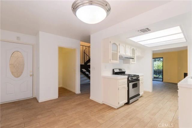 158 Flag Way, Paso Robles, CA 93446