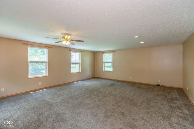 1268 W 100 N, Franklin, IN 46131