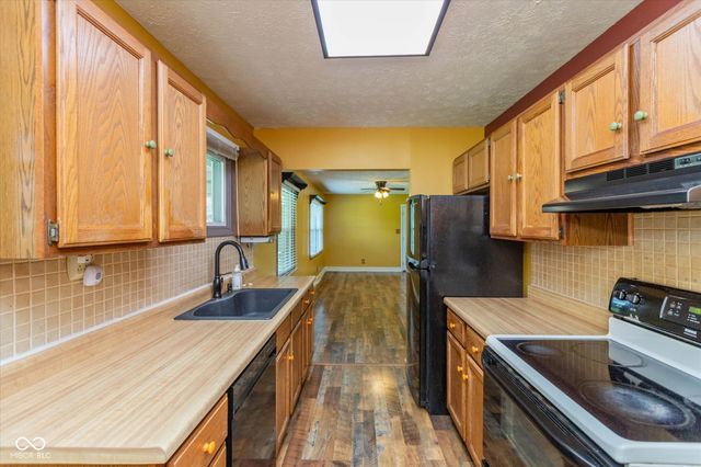 1268 W 100 N, Franklin, IN 46131
