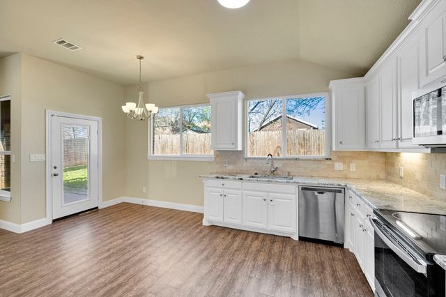 110 S Watson Street, Alvarado, TX 76009