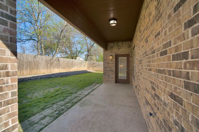 110 S Watson Street, Alvarado, TX 76009